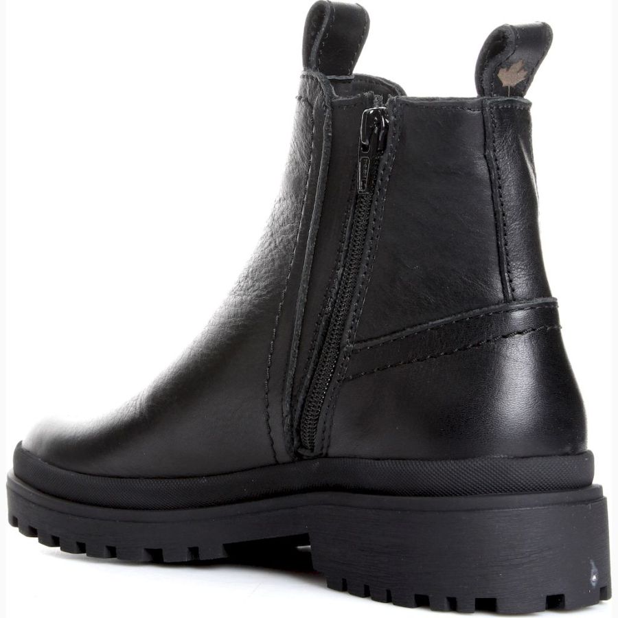 Boots Canada Snow. Mount Verdi