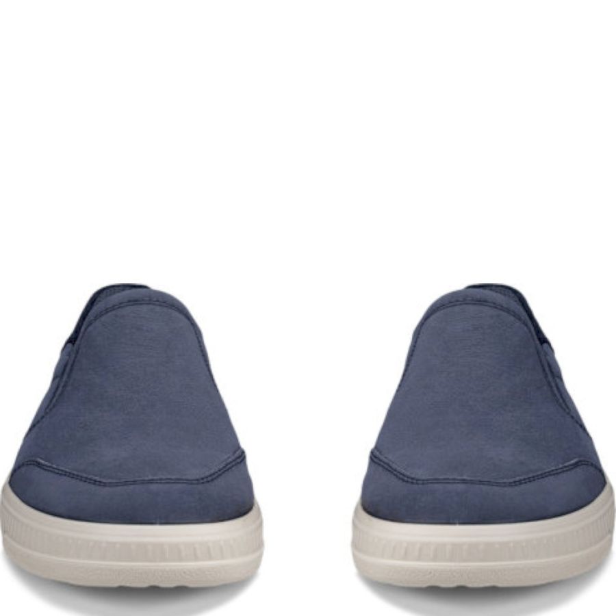 Slipon ECCO. ECCO MOVE M