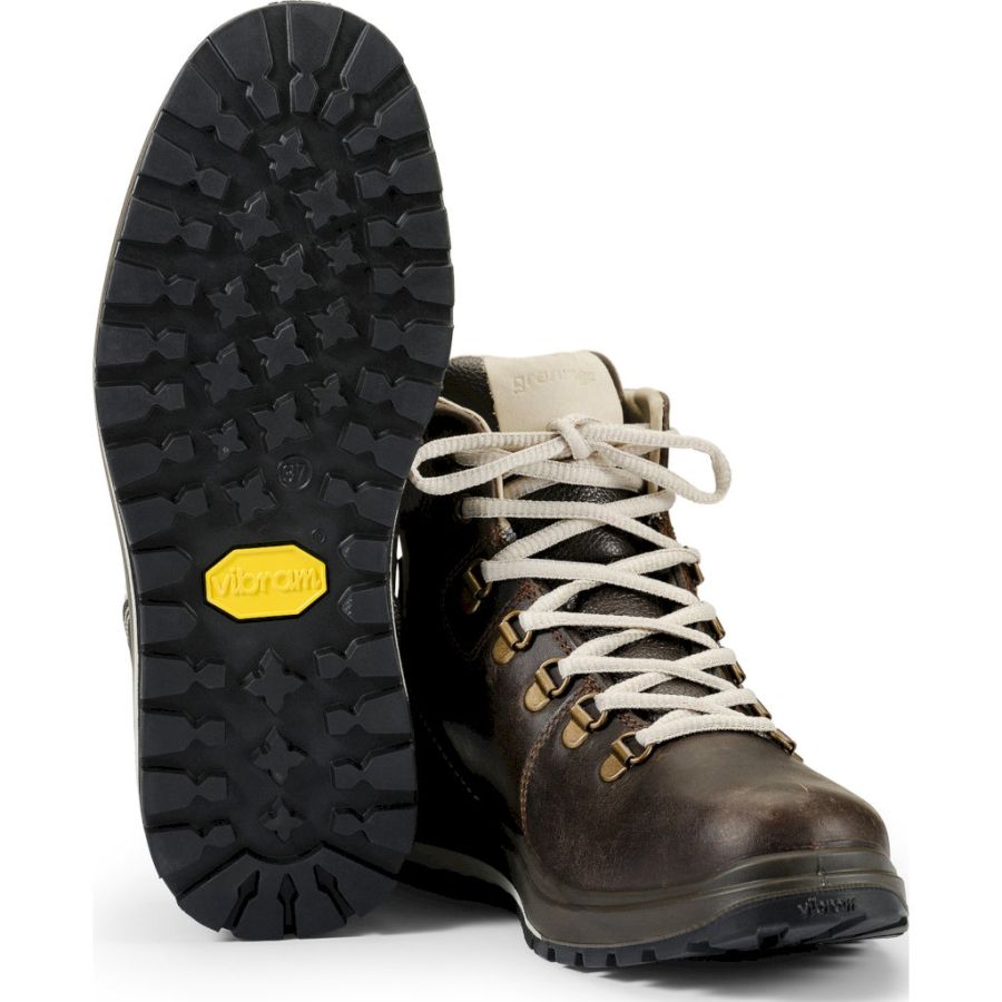 Kängor Graninge. GRANINGE HOVDE