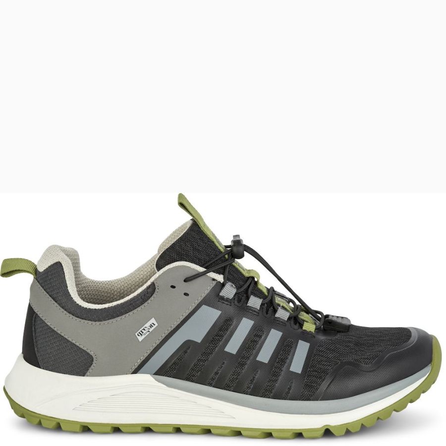 Sneakers Green Comfort. Track n trail men shoes