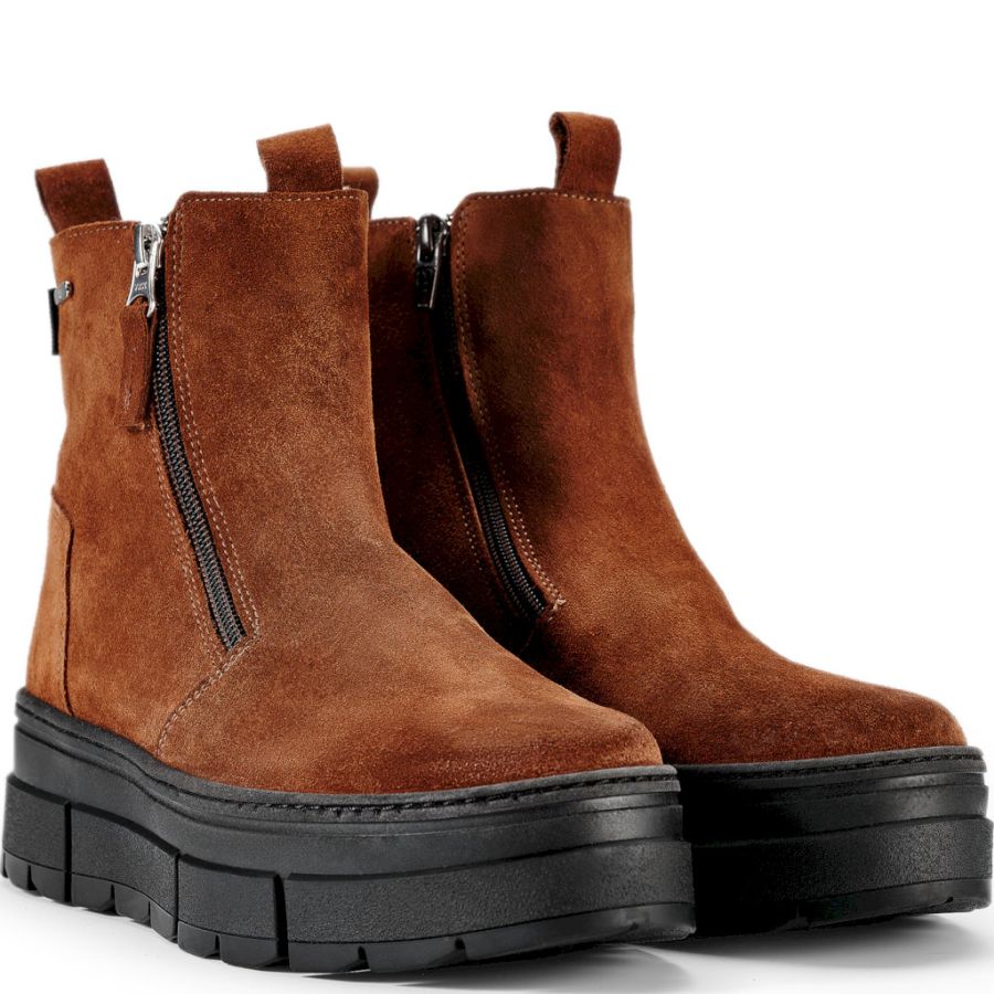 Kängor Ilves. 75678KA