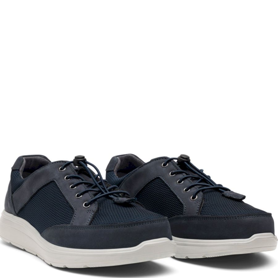 Sneakers New Feet. 221-19-840