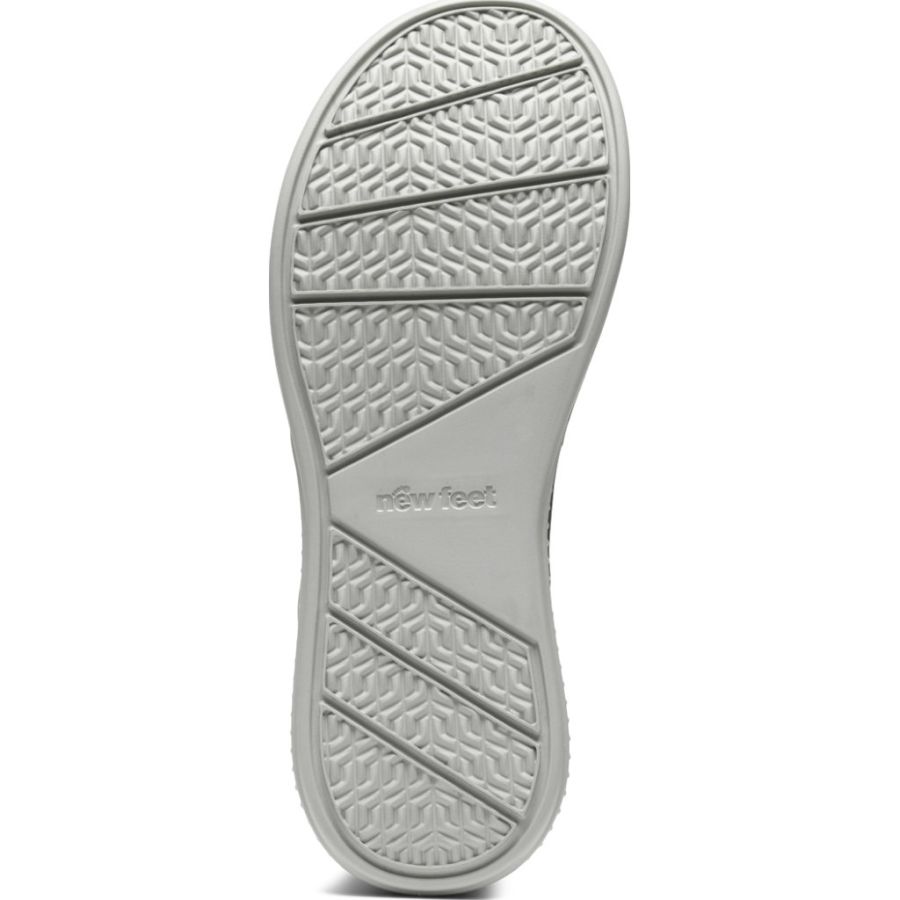 Sneakers New Feet. 251-22-835