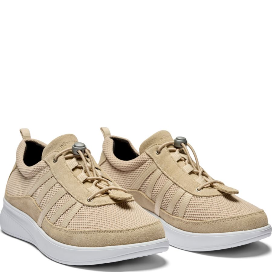 Sneakers New Feet. 251-22-835