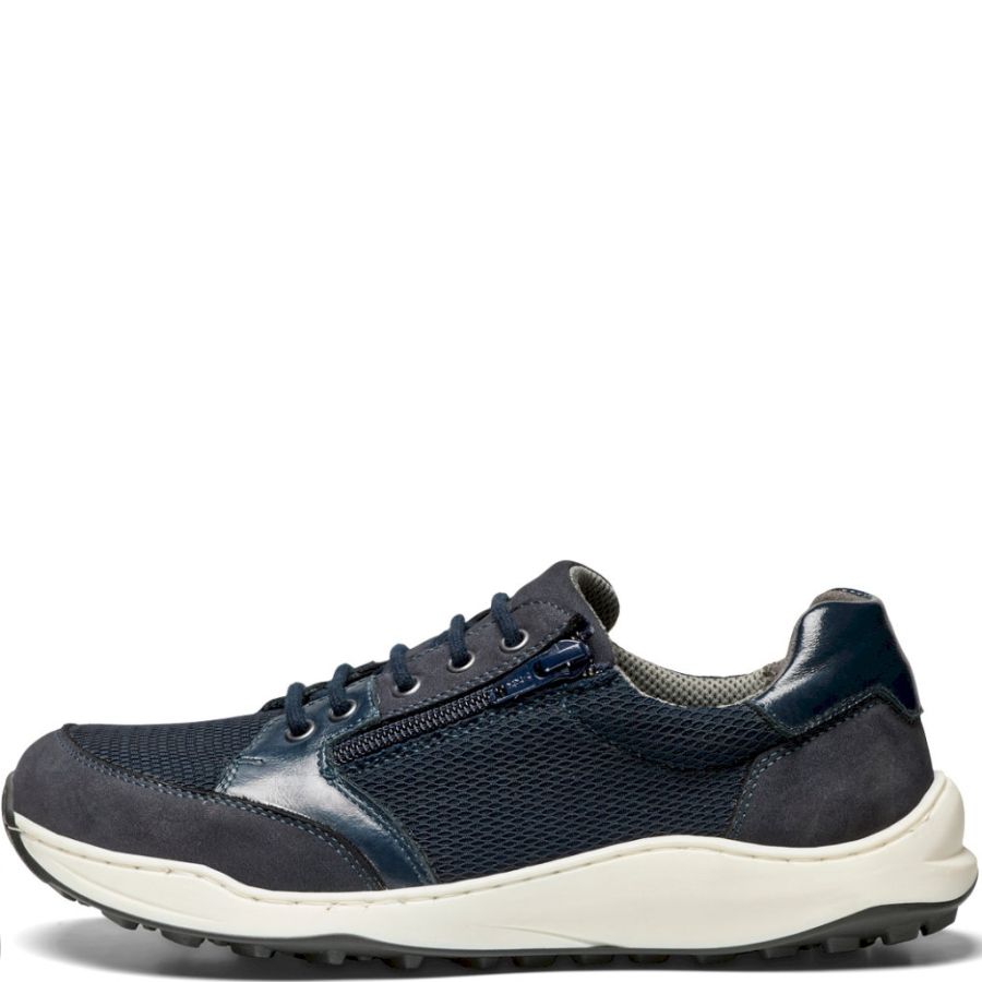 Sneakers New Feet. 261-27-840