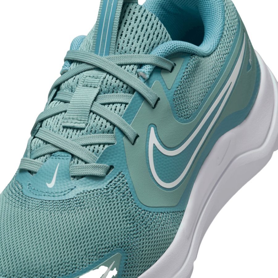 Sneakers Nike. Nike Cosmic Runner Big Kids R, 7Y