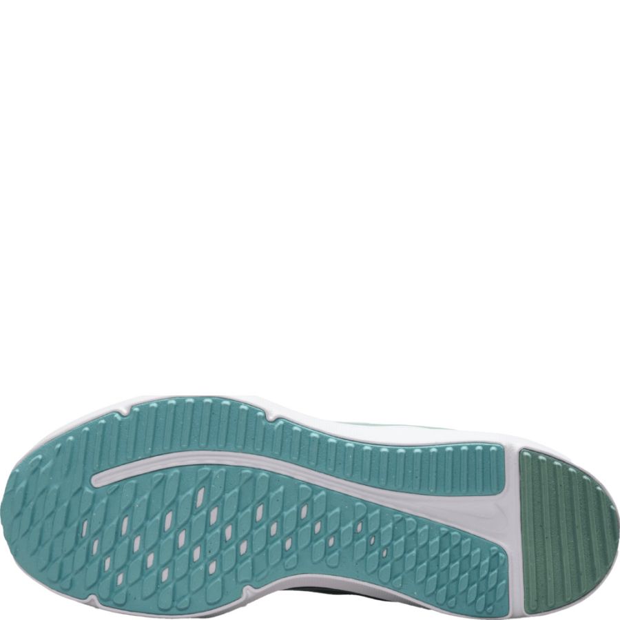 Sneakers Nike. Nike Cosmic Runner Big Kids R, 7Y