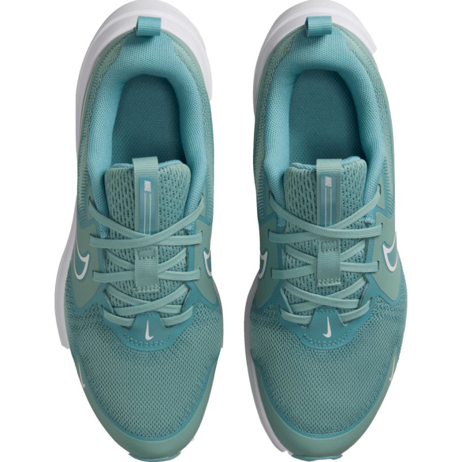 Sneakers Nike. Nike Cosmic Runner Big Kids R, 7Y