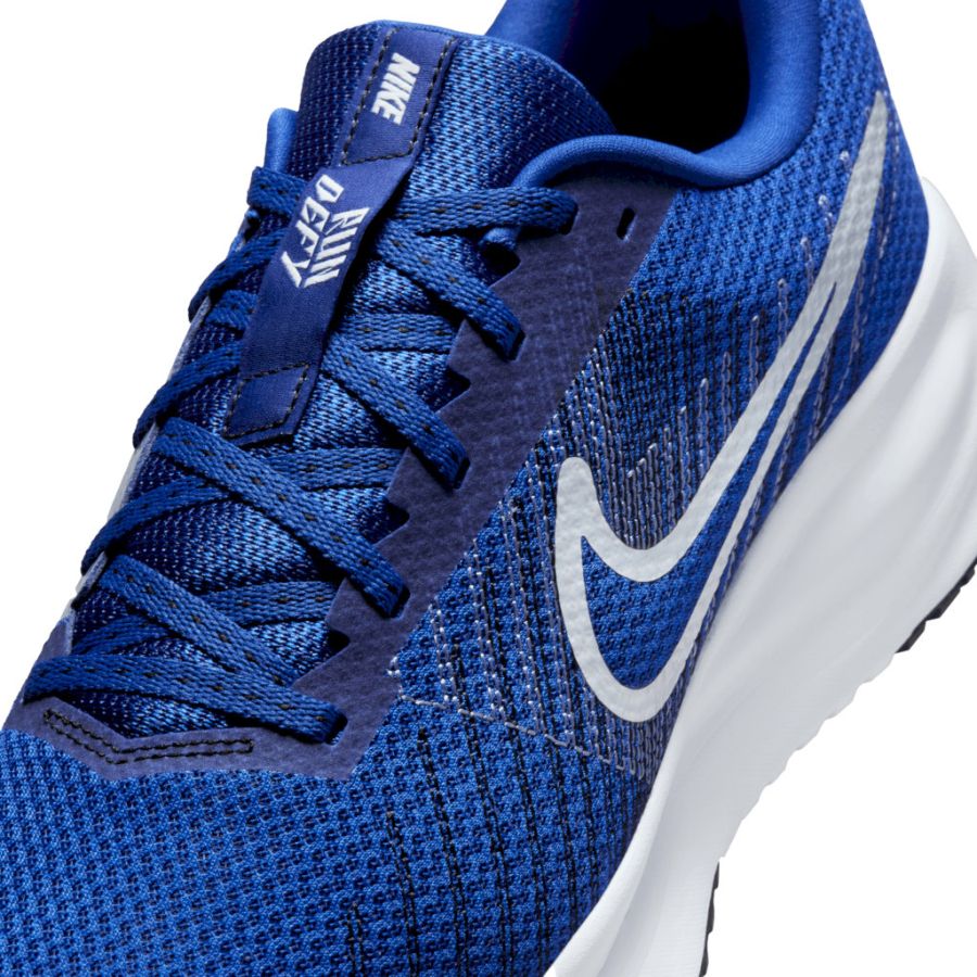 Sneakers Nike. Nike Run Defy Road Running Sho, 15