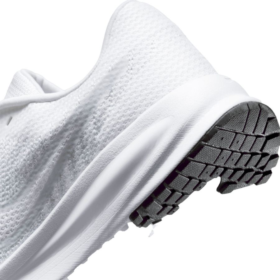 Sneakers Nike. Nike Run Defy Womens Road Run, 12