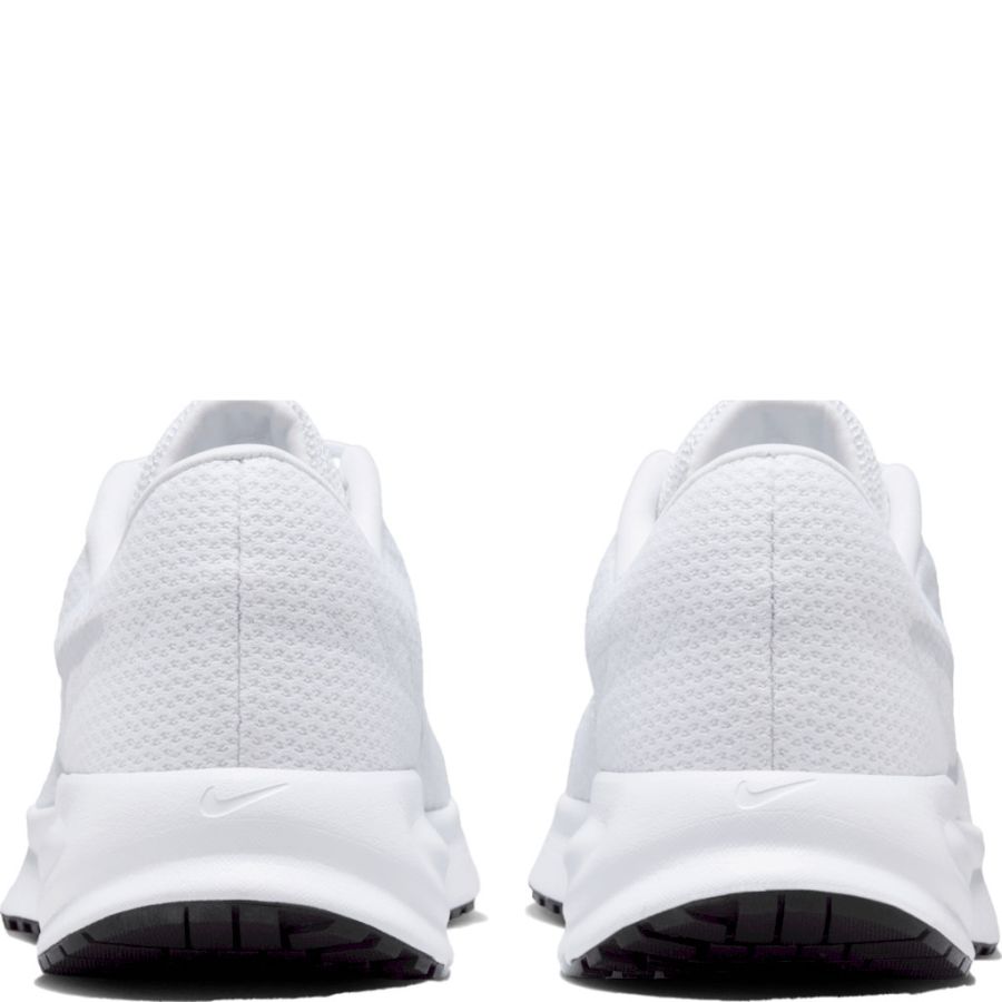 Sneakers Nike. Nike Run Defy Womens Road Run, 12