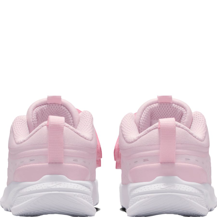Sneakers NIke. Nike Star Runner 5 Baby/Toddle, 10C