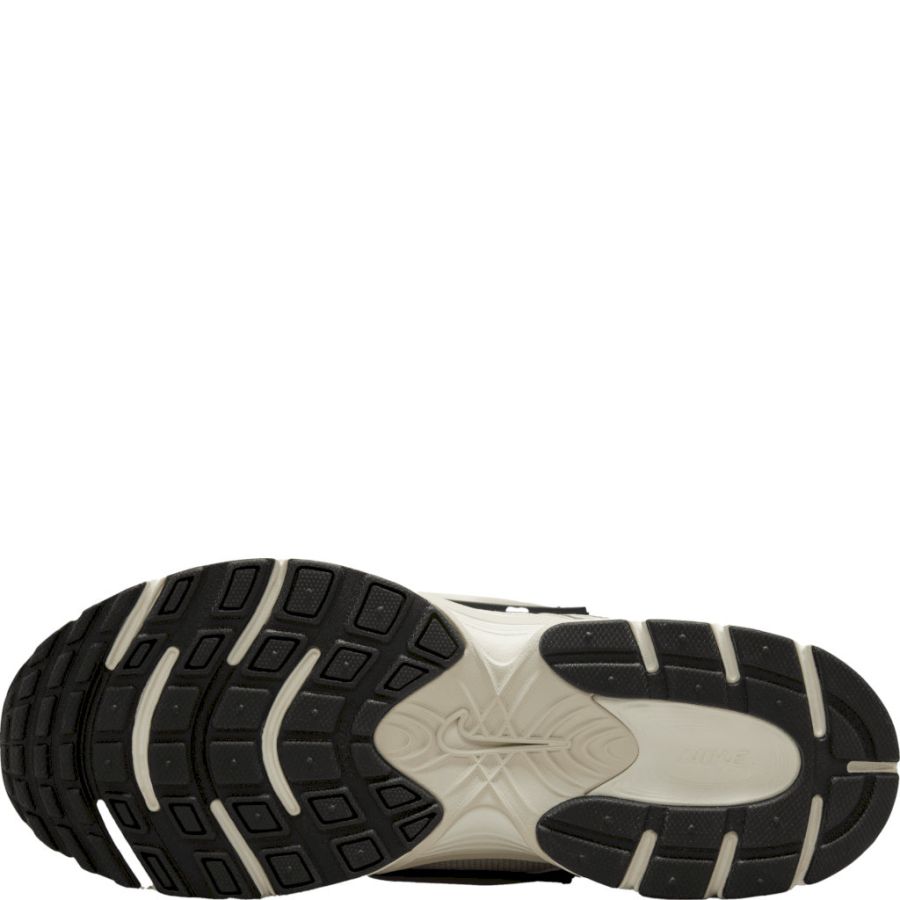 Sneakers Nike. Nike V5 RNR Womens Shoes, 12