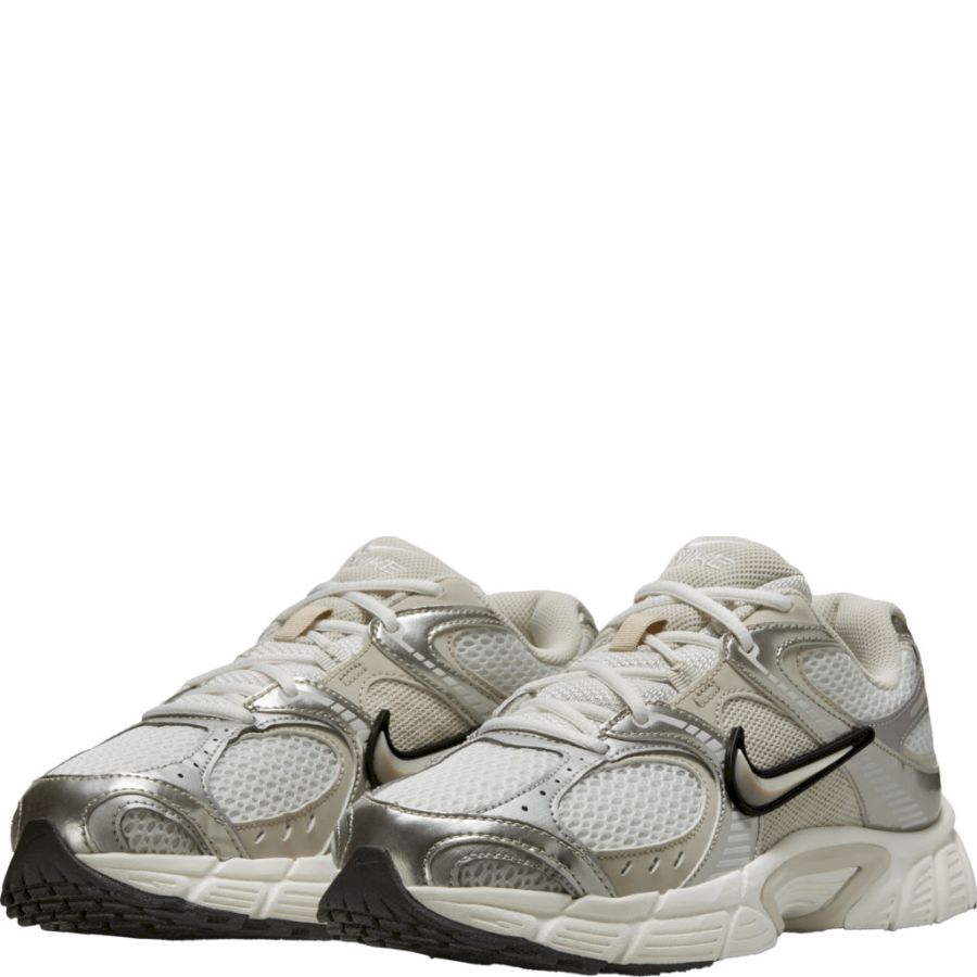 Sneakers Nike. Nike V5 RNR Womens Shoes, 12