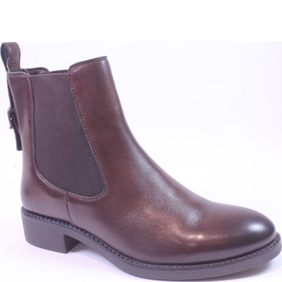 Boots Park West.1518942 44
