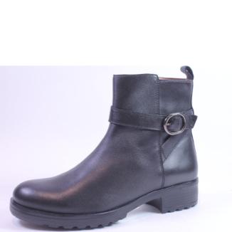 Boots Park West. 66MARINA18