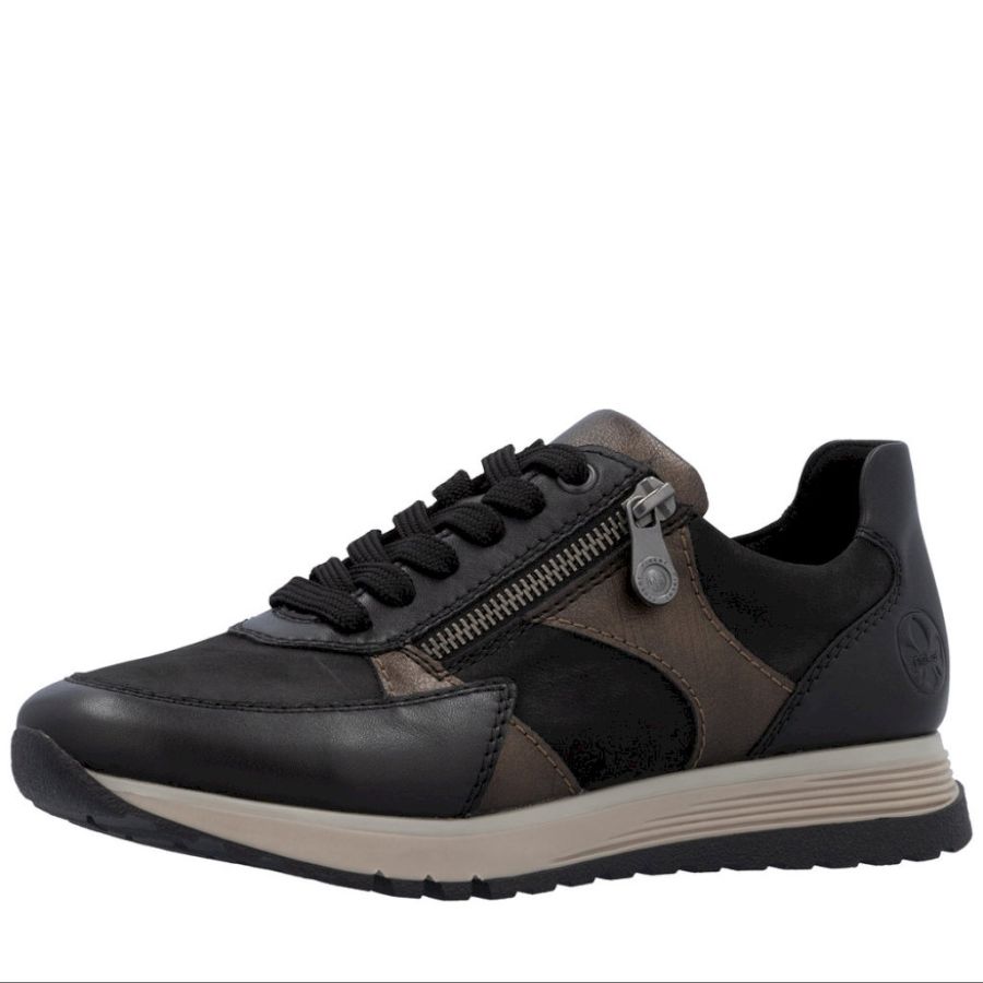 Promenadskor Rieker. 49010-00