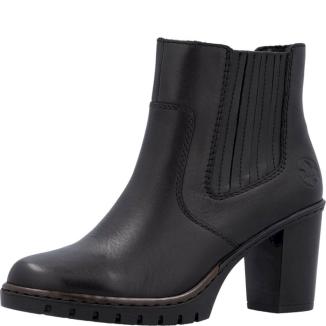 Boots Rieker.
