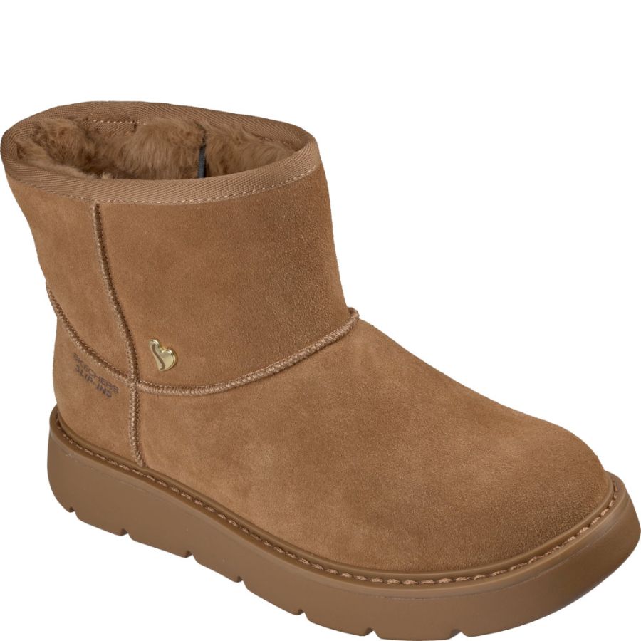 Boots Skechers. KEEPSAKES COZY COZY SHORTY