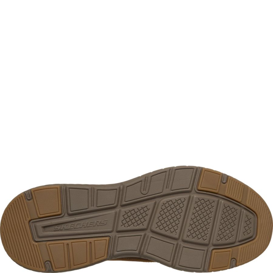 Promenadskor Skechers. ARCH FIT CROSSER OAK