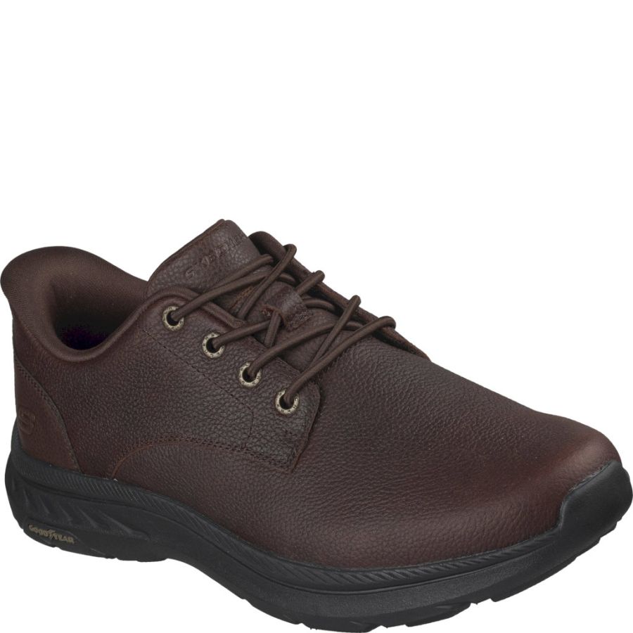Promenadskor Skechers. POLLARD COLT
