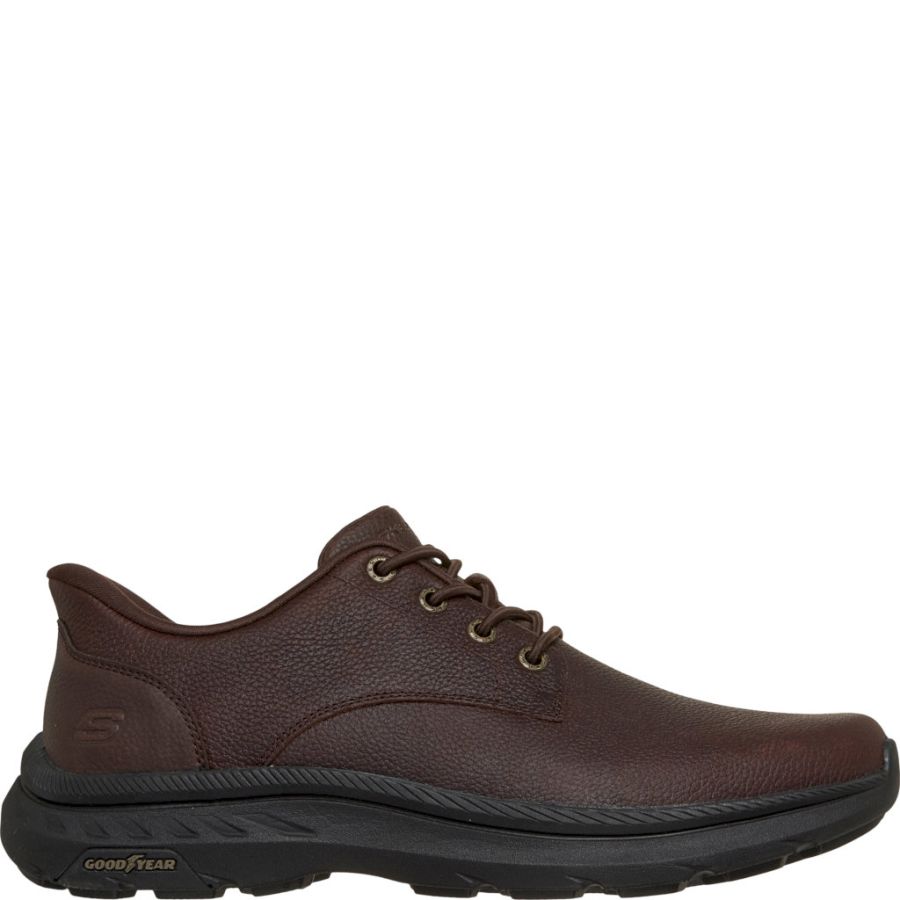Promenadskor Skechers. POLLARD COLT