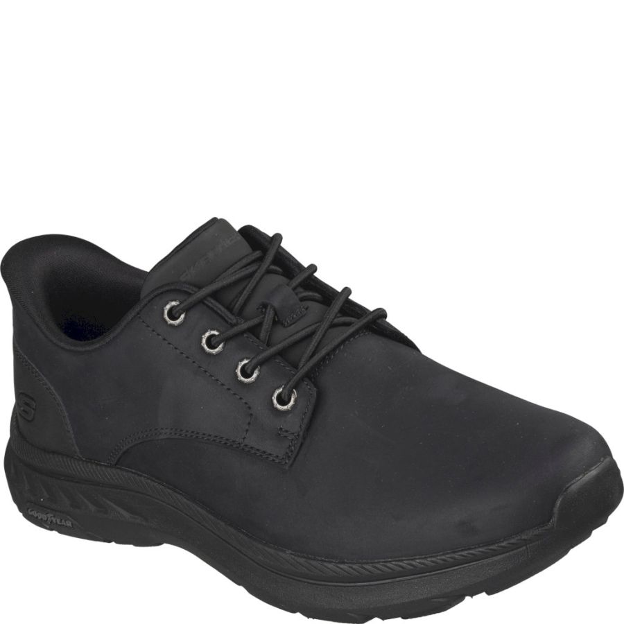 Promenadskor Skechers. POLLARD COLT