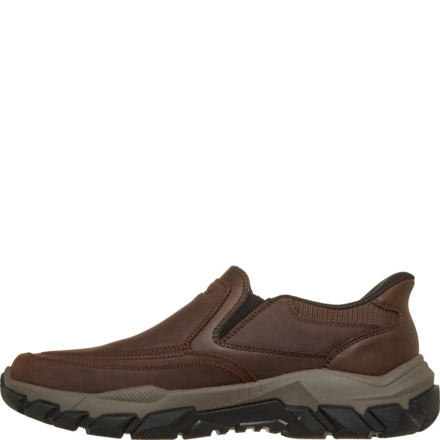 Promenadskor Skechers. SANTORO ARCHAIC
