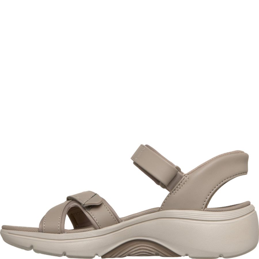 Sandaler Skechers. GO WALK ARCH FIT 2.0 SANDAL LAURA