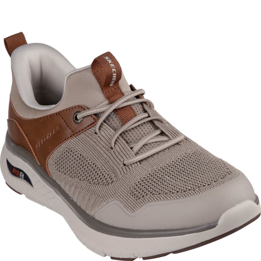 Sneakers Skechers. ARCH FIT CROSSER EMERIC