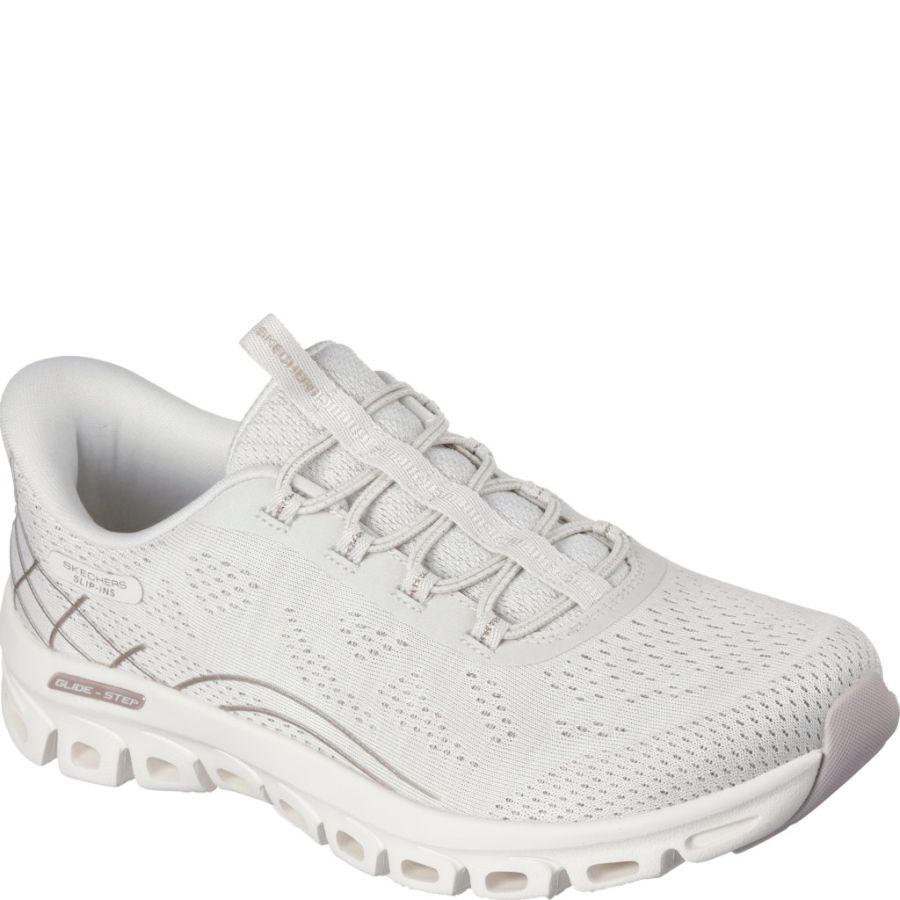 Sneakers Skechers. GLIDE-STEP ELEVATE AMAZE