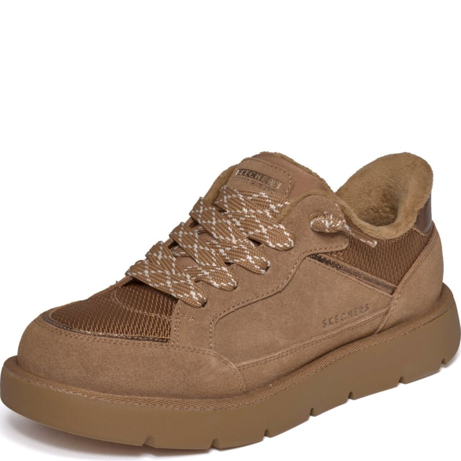 Sneakers Skechers. KEEPSAKES COZY STREET HIKER EZ