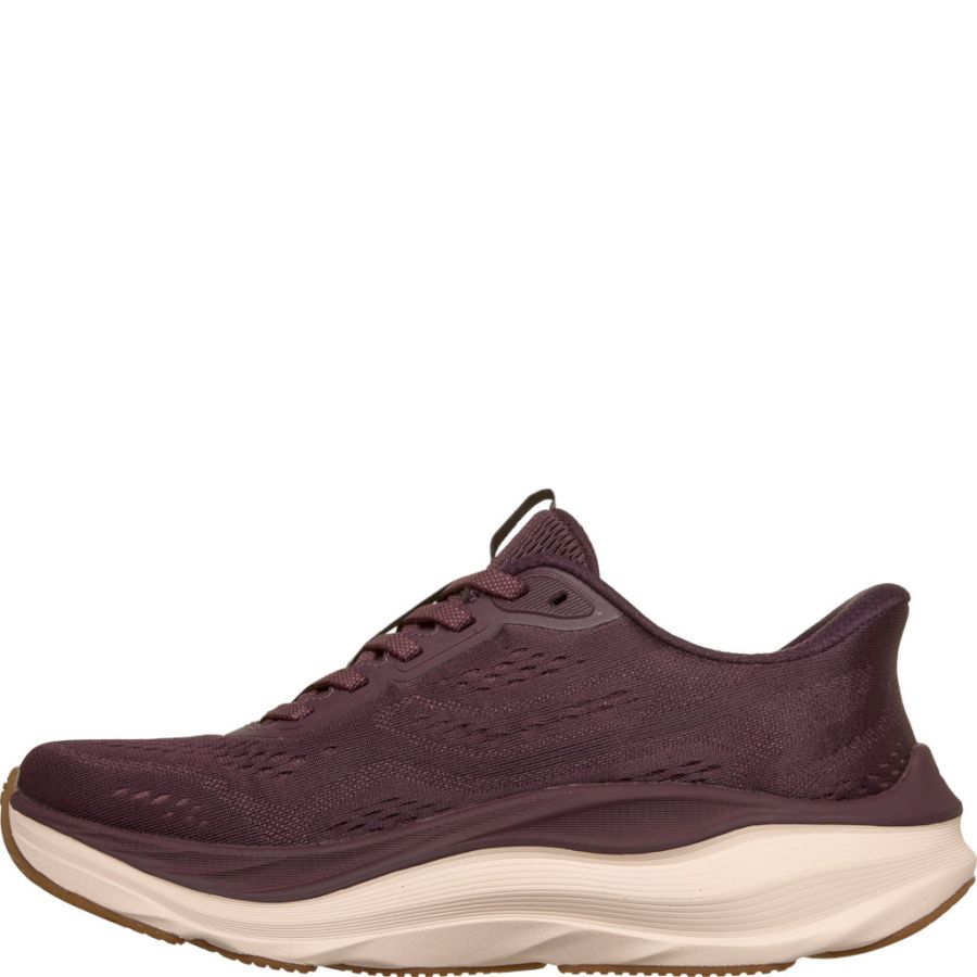 Sneakers Skechers. MAX RUN