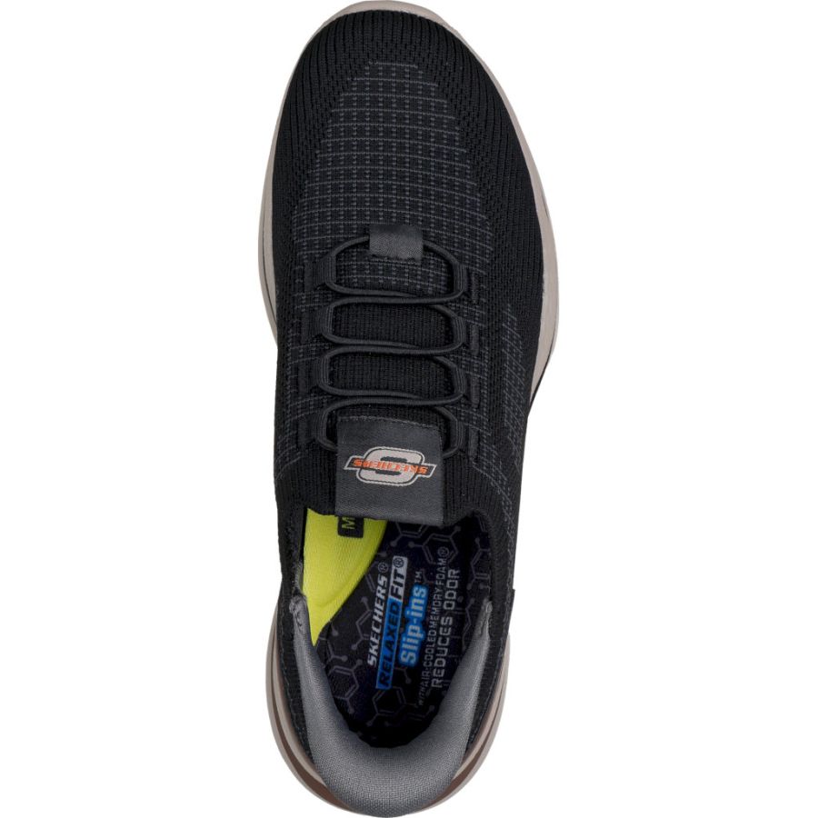 Sneakers Skechers. NORLAN ALONSO