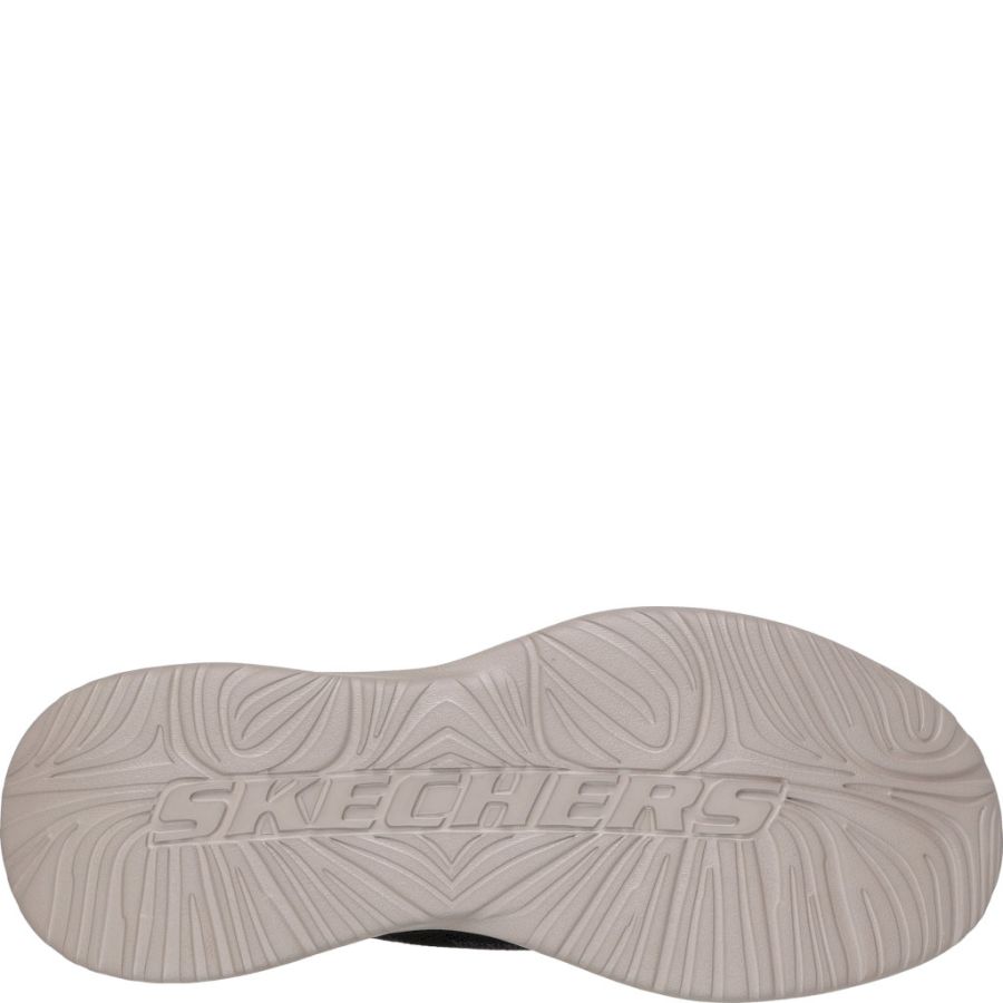 Sneakers Skechers. NORLAN ALONSO