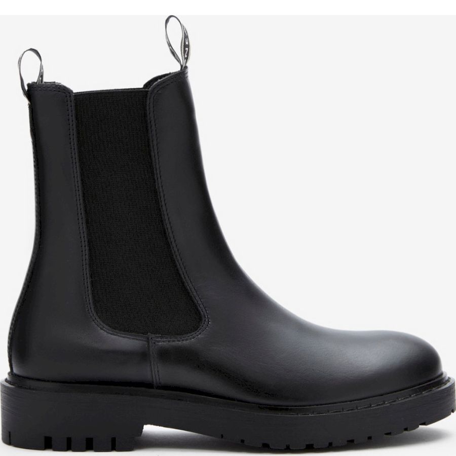 Boots Sneaky Steve. Lilly High Chelsea W