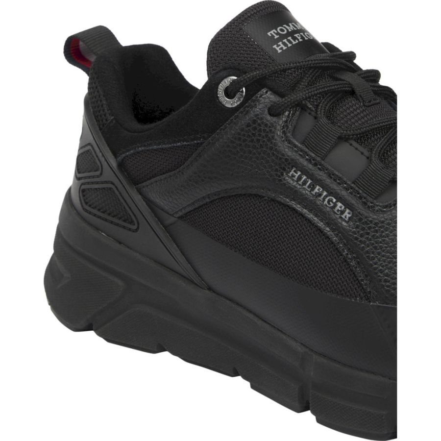 Sneakers Tommy Hilfiger. MODERN COMFORT RUN OUTDOOR