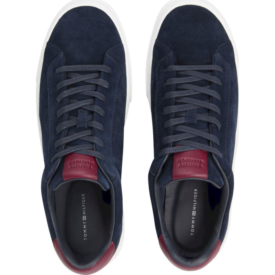 Sneakers Tommy Hilfiger. PREMIUM DRESS CUPSOLE SUEDE