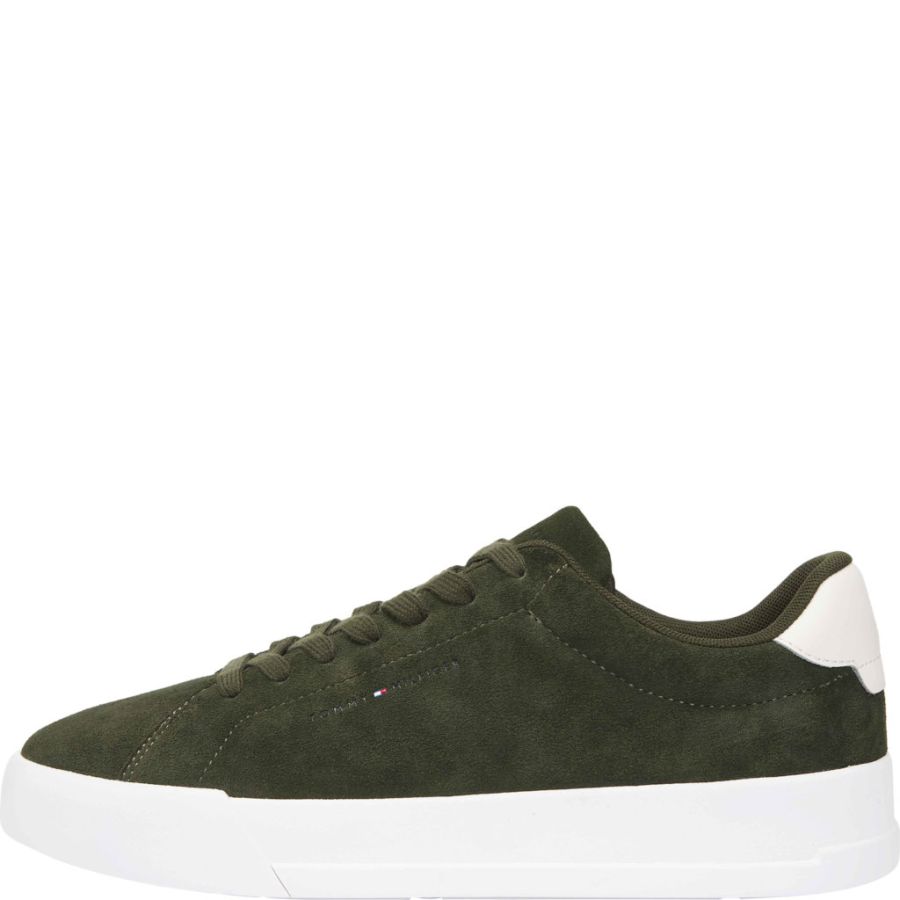 Sneakers Tommy Hilfiger. TH COURT CORE SUEDE