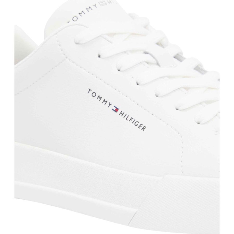Sneakers Tommy Hilfiger. TH COURT LTH DETAIL ESS
