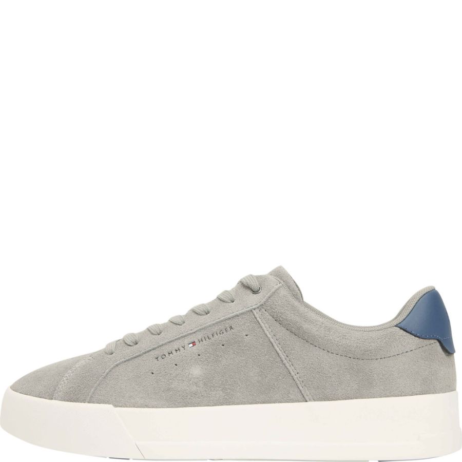 Sneakers Tommy Hilfiger. TH COURT SUEDE