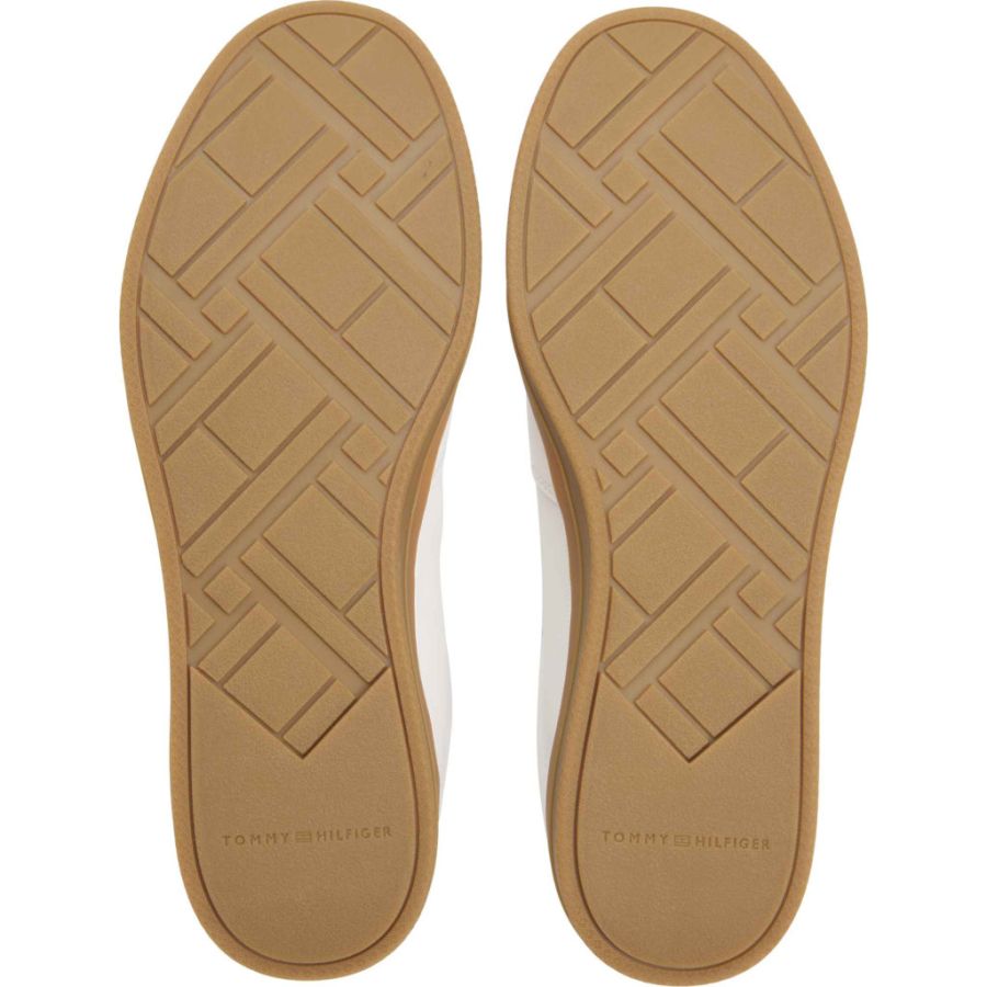 Sneakers Tommy Hilfiger. TH LO LUX LTH